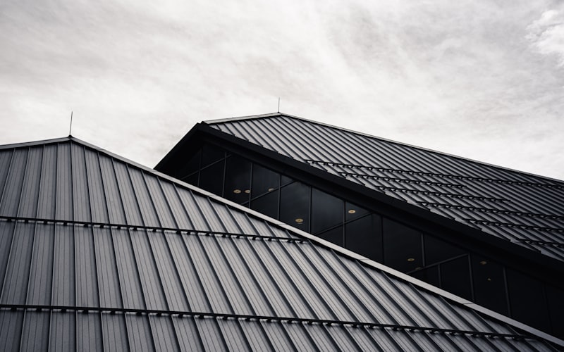 What Drives the Cost of a Commercial GL Premium for Roofers