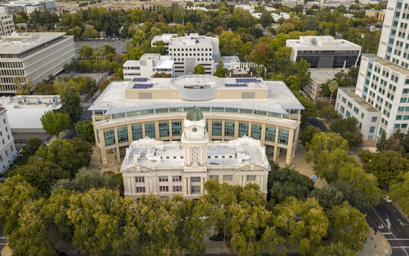 Bidding Government Roofing Work: The Bond and Insurance Requirements