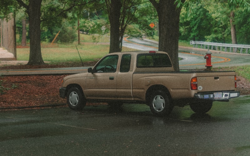 The Best Insurance for Small Roofing Companies Under $1M Revenue