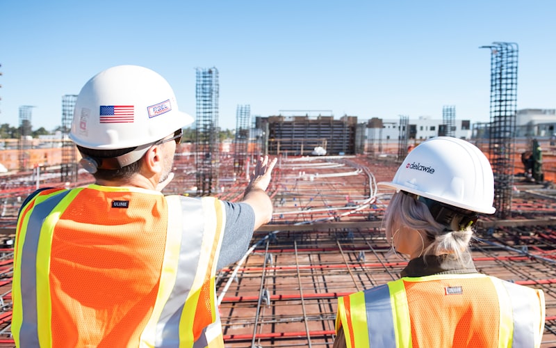 Hiring Subcontractors vs Employees: The Insurance Math